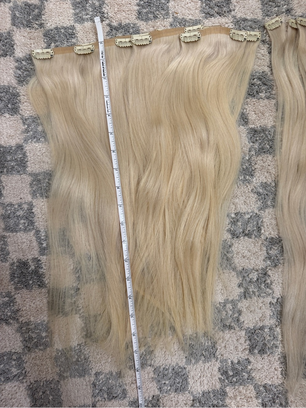 Luxy Clip-In Hair Extensions - Light/Platinum Blonde - Picture 5 of 5